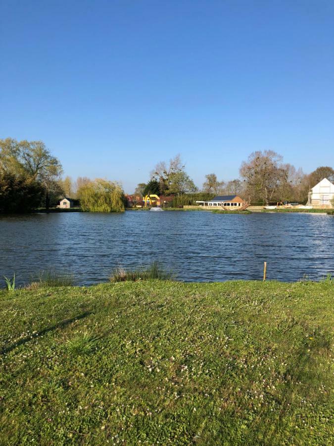 Le Domaine De La Carperie Hotel Bréhal Buitenkant foto